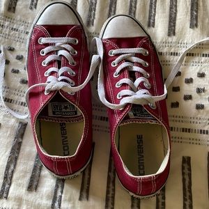 Red Converse All Star Chuck Taylor low top sneakers W9 M7